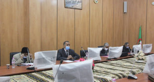 تنصيب لجنة الآداب والاخلاقيات بجامعة غرداية